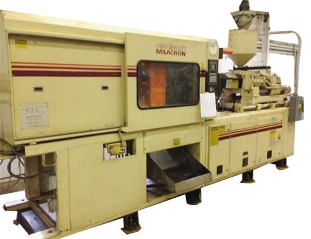 Cinncinatti Milicron Plastic Molding Machine