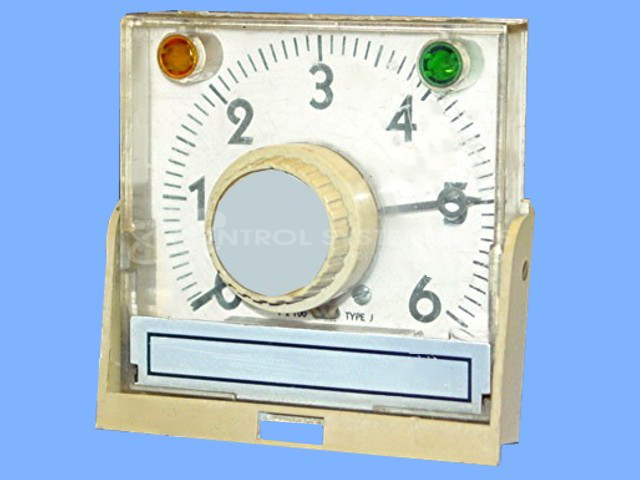 120 1/4 DIN Analog Temperature Control with Meter