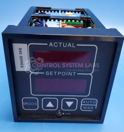 945 Dual Readout Temperature Controller