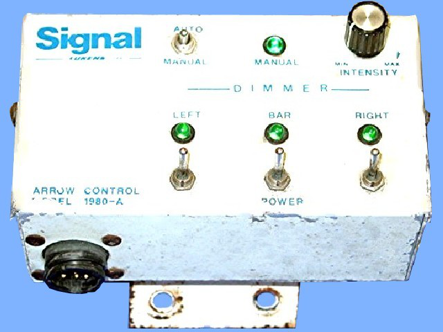 Signal Arrow Control Box