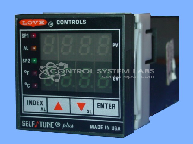 1600 1/16 DIN Temperature Control