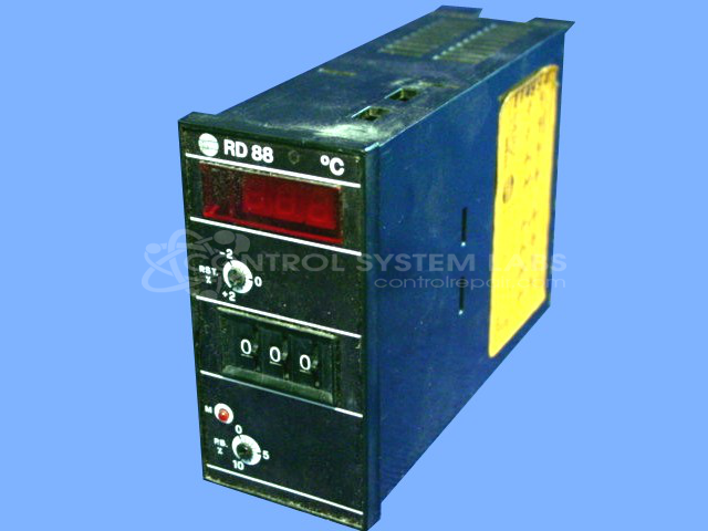 1/8 DIN Digital Set and Read Temperature Control