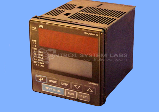 UP550 1/4 DIN Process Controller