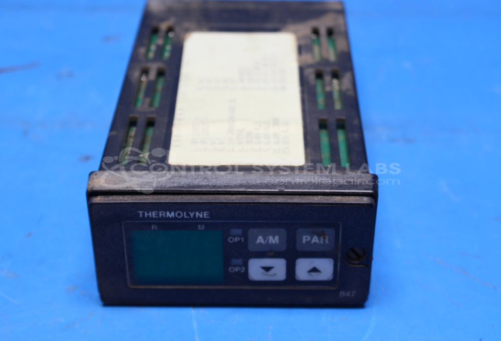 1/8 DIN Horizontal Digital Temperature Control