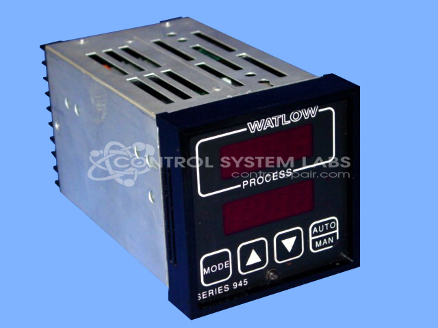 945 1/4 DIN Dual Readout Temperature Control